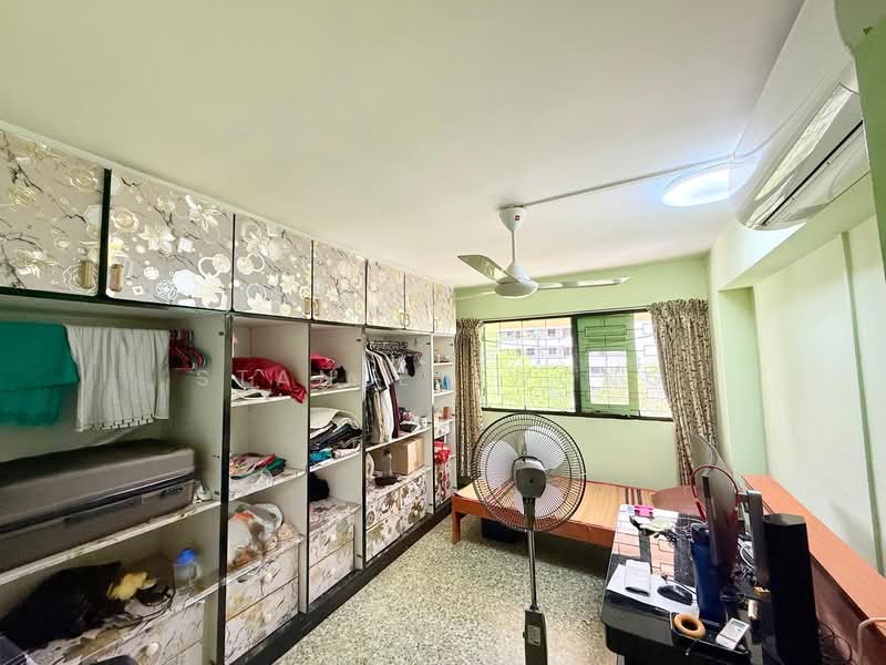 1 Saint George's Road HDB Flat For Sale at S$ 549,999 | PropertyGuru Singapore - Bedroom