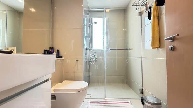 Terrasse, 23 Terrasse Lane, 4 Bedrooms, 2,215 sqft, Condominium For Rent, by Bryan Seah Seng Ping, 500092162 - Bathroom - PropertyGuru.com.sg