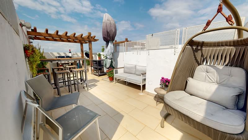 Lilydale Condominium For Sale at S$ 2,550,000 | PropertyGuru Singapore - Exterior