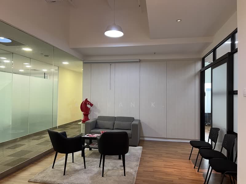 The Central, 8 Eu Tong Sen Street, 1,688 sqft, Office For Sale, by Arivan K., 500092182 - Interior - CommercialGuru.com.sg