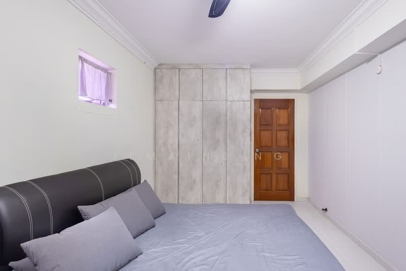 758 Pasir Ris Street 71 HDB Flat For Sale at S$ 780,000 | PropertyGuru Singapore - Bedroom