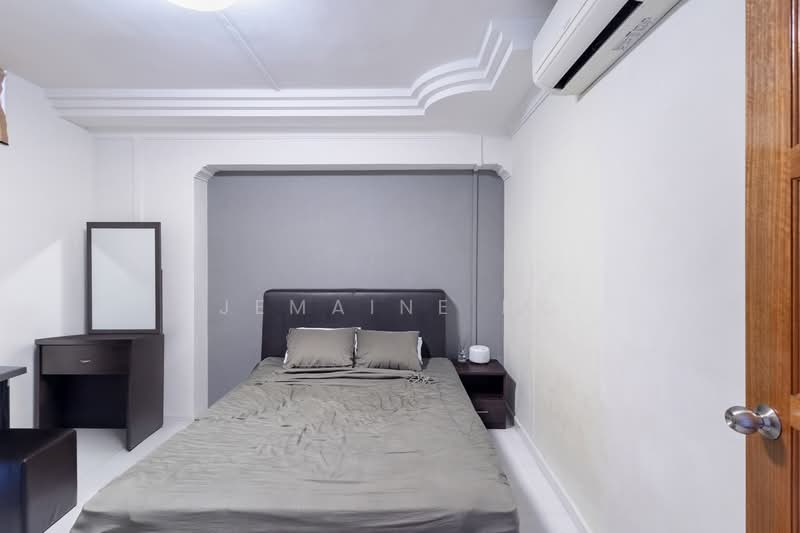 758 Pasir Ris Street 71 HDB Flat For Sale at S$ 780,000 | PropertyGuru Singapore - Bedroom