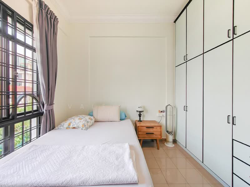 Silahis Apartments Apartment For Sale at S$ 2,250,000 | PropertyGuru Singapore - Bedroom