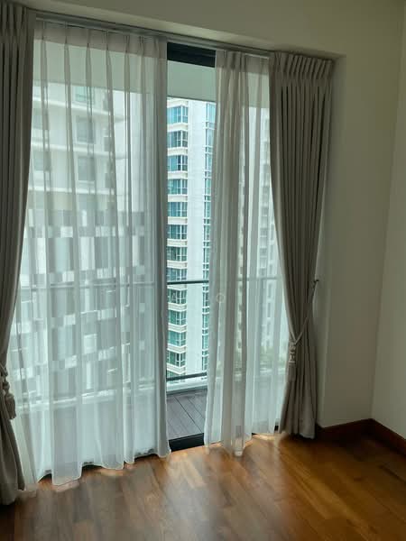 The Suites @ Central, 57-57A Devonshire Road, 1 Bedroom, 657 sqft, Condominium For Rent, by A O, 500092190 - Balcony - PropertyGuru.com.sg