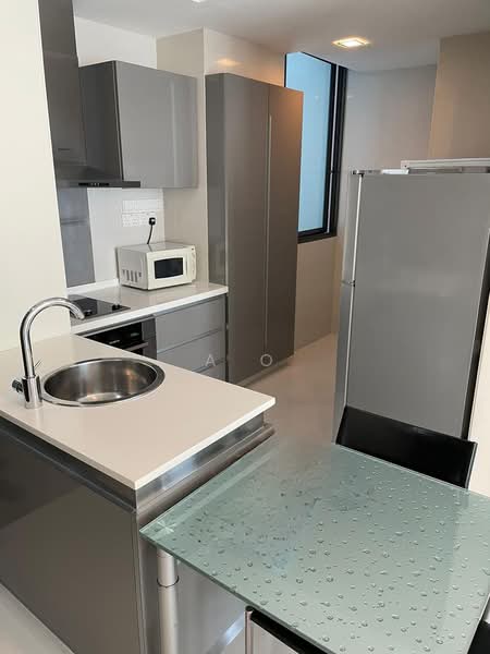 The Suites @ Central, 57-57A Devonshire Road, 1 Bedroom, 657 sqft, Condominium For Rent, by A O, 500092190 - Kitchen - PropertyGuru.com.sg