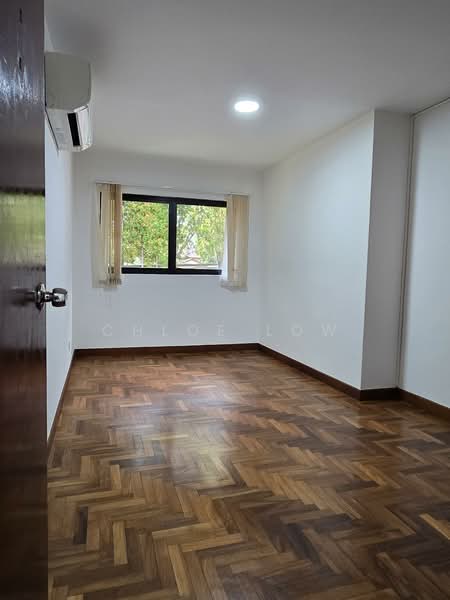 Cascadale Condominium For Sale at S$ 2,000,000 | PropertyGuru Singapore - Bedroom