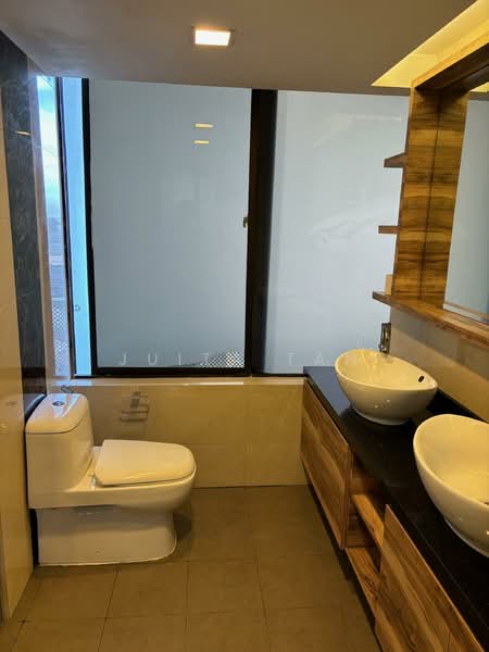 International Plaza, 10 Anson Road, Room Rental, 220 sqft, Apartment For Rent, by Juita Tan, 500092192 - Bathroom - PropertyGuru.com.sg