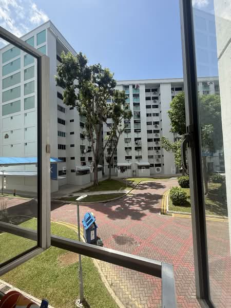 826 Woodlands Street 81 HDB Flat For Sale at S$ 698,000 | PropertyGuru Singapore - Exterior