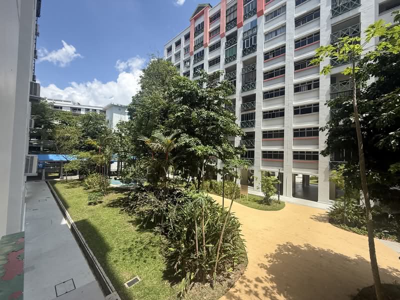 826 Woodlands Street 81 HDB Flat For Sale at S$ 698,000 | PropertyGuru Singapore - Exterior