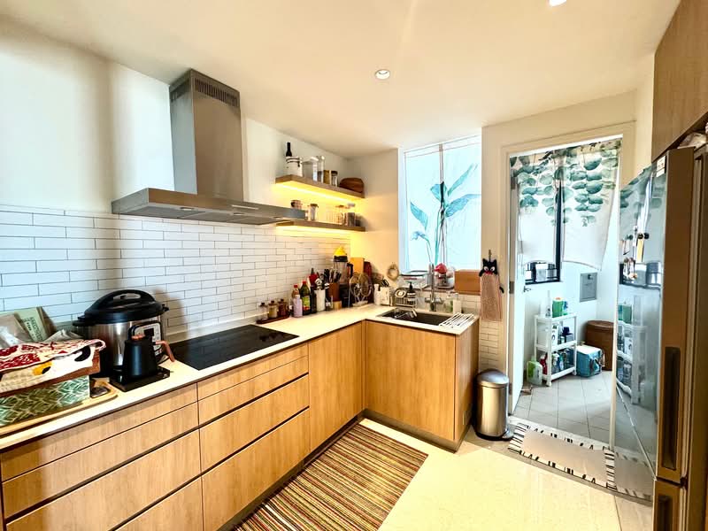 Walk to Farrer Park, Bendemeer or Lavender MRT ! City Center Living! Condominium For Sale at S$ 1,699,999 | PropertyGuru Singapore - Kitchen