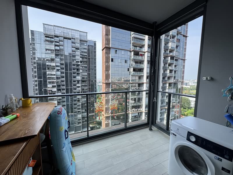 Parc Clematis, 8 Jalan Lempeng, 3 Bedrooms, 915 sqft, Condominium For Rent, by Cedric Chan, 500092208 - Balcony - PropertyGuru.com.sg