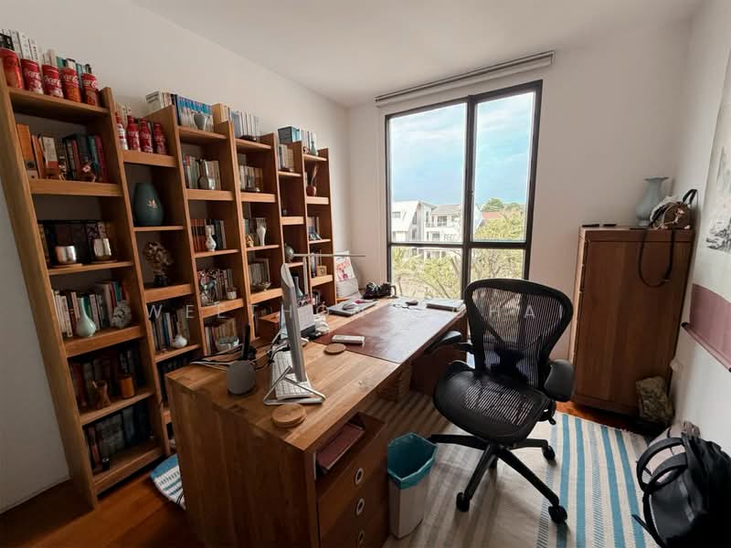 ⭐⭐⭐LANDED7772@STRATA TERRACE Home Lift with Basement 1 km to Tao Nan (D15) 5rm, , 5 Bedrooms, 3,552 sqft, Cluster House For Sale, by WeeThong Chai, 500092211 - Study - PropertyGuru.com.sg