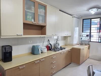 For Sale - 228 Serangoon Avenue 4