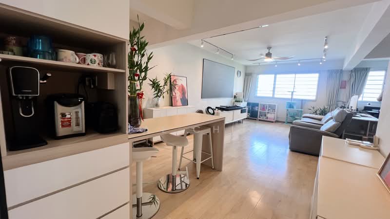 179 Bishan Street 13 HDB Flat For Sale at S$ 1,098,888 | PropertyGuru Singapore - Living Room