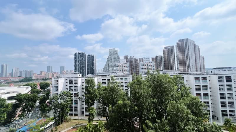 179 Bishan Street 13 HDB Flat For Sale at S$ 1,098,888 | PropertyGuru Singapore - Exterior