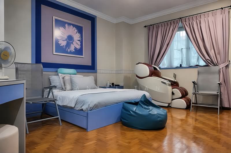 Semi-Detached | Near MyVillage | Serangoon Gdn Semi-Detached House For Sale at S$ 4,200,000 | PropertyGuru Singapore - Bedroom