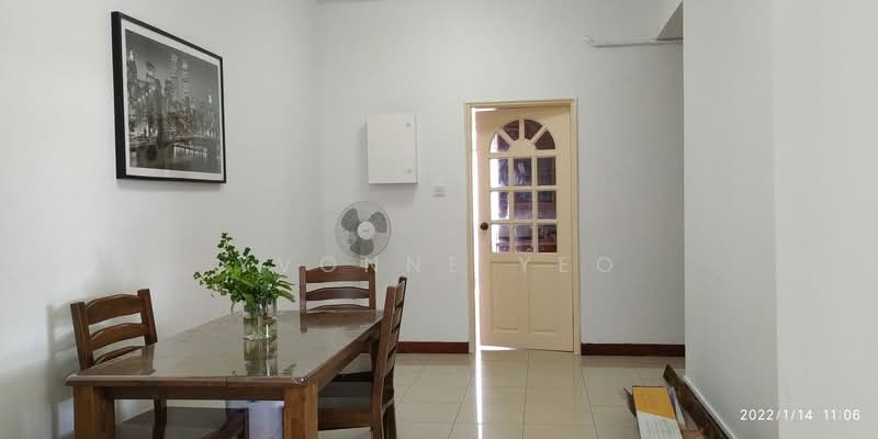 Le Loyang Condominium For Sale at S$ 1,298,000 | PropertyGuru Singapore - Dining Room