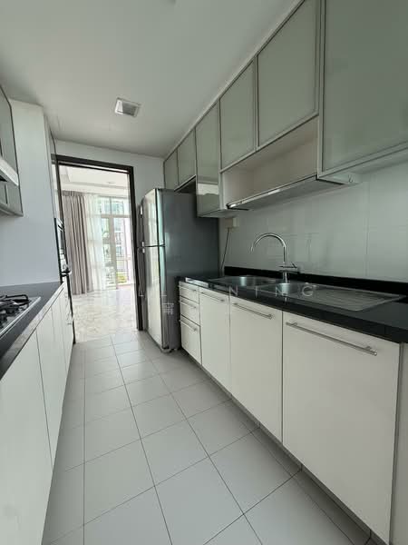 Riviera Residences, 11 Riviera Drive, 4 Bedrooms, 2,475 sqft, Condominium For Rent, by Polly Ning 甯麗雄, 500092237 - Kitchen - PropertyGuru.com.sg