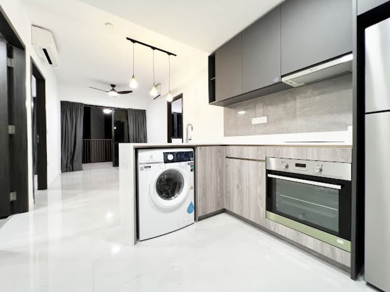 Riverfront Residences, 53 Hougang Avenue 7, 2 Bedrooms, 614 sqft, Condominium For Rent, by Naomi Wu, 500092249 - Kitchen - PropertyGuru.com.sg