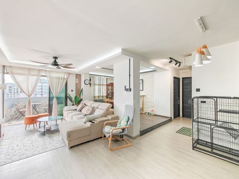 357C Admiralty Drive HDB Flat For Sale at S$ 670,000 | PropertyGuru Singapore - Living Room