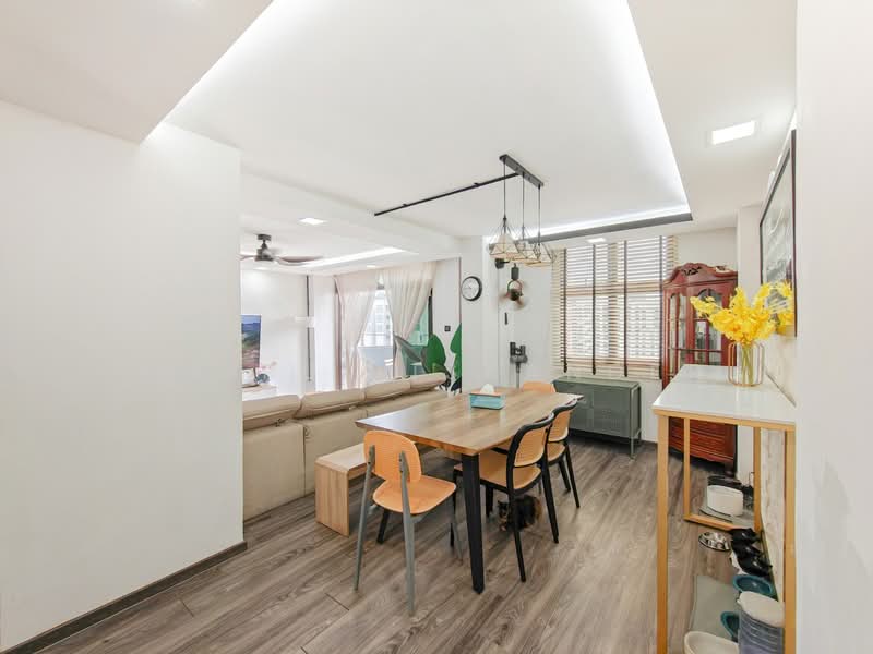 357C Admiralty Drive HDB Flat For Sale at S$ 670,000 | PropertyGuru Singapore - Living Room