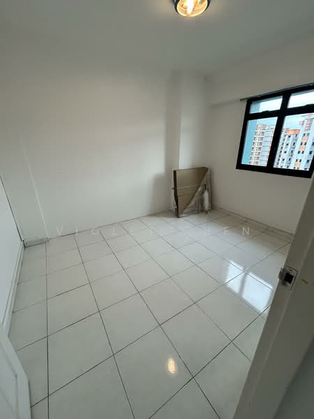 For Sale - 684B Jurong West Street 64