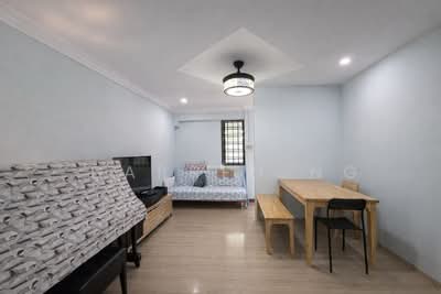 For Rent - 734 Woodlands Circle