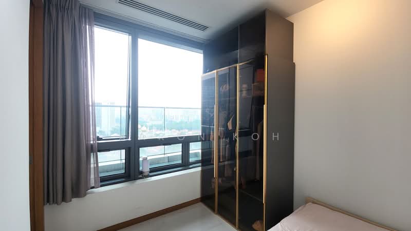 Concourse Skyline Condominium For Sale at S$ 2,390,000 | PropertyGuru Singapore - Bedroom