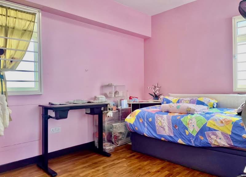 264B Compassvale Bow HDB Flat For Sale at S$ 750,000 | PropertyGuru Singapore - Bedroom
