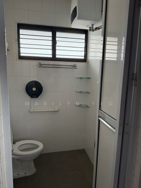 420 Bedok North Street 1, 420 Bedok North Street 1, Room Rental, 140 sqft, HDB Flat For Rent, by Marilyn Yeo, 500092271 - Bathroom - PropertyGuru.com.sg