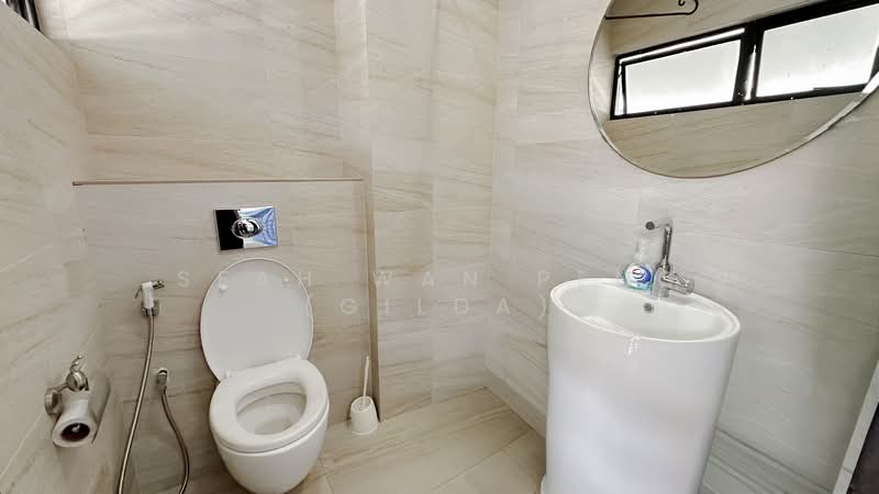 Cascadale Condominium For Sale at S$ 1,988,888 | PropertyGuru Singapore - Bath