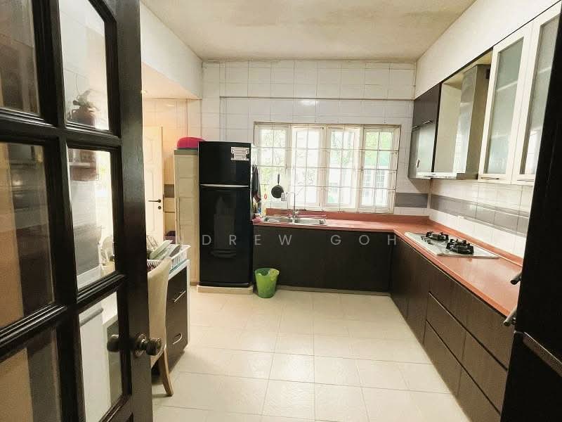 ⭐️WOW $15XXPSF⭐️5 MINS DRIVE TAO NAN⭐️550M MRT⭐️ Semi-Detached House For Sale at S$ 6,800,000 | PropertyGuru Singapore - Kitchen
