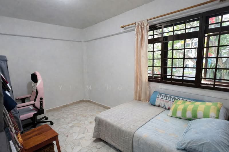 54 Pipit Road HDB Flat For Sale at S$ 550,000 | PropertyGuru Singapore - Bedroom