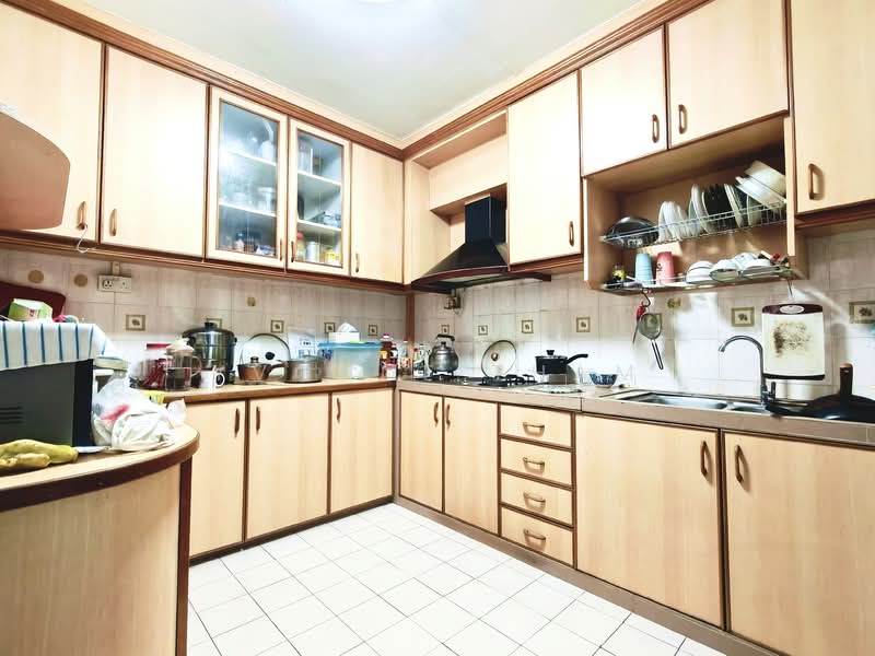 899B Woodlands Drive 50 HDB Flat For Sale at S$ 638,000 | PropertyGuru Singapore - Kitchen