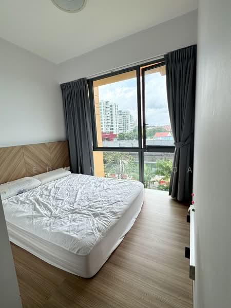 The Glades, 12 Bedok Rise, 3 Bedrooms, 990 sqft, Condominium For Rent, by Edwin Ferroa, 500092374 - Bedroom - PropertyGuru.com.sg