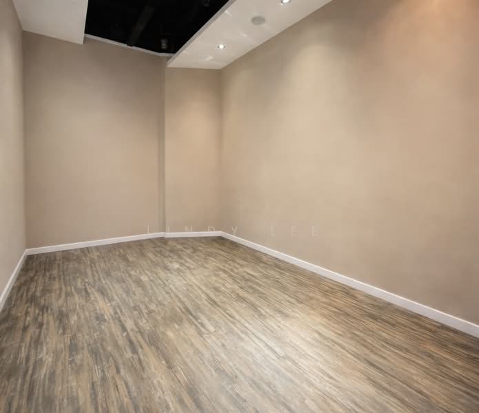 East Village, 430 Upper Changi Road, 226 sqft, Mall Shop For Sale, by Lindy Lee, 500092378 - Interior - CommercialGuru.com.sg