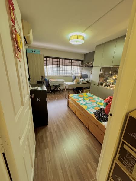 785 Yishun Avenue 2 HDB Flat For Sale at S$ 685,000 | PropertyGuru Singapore - Bedroom