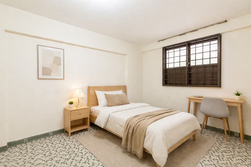 28 Hoy Fatt Road HDB Flat For Sale at S$ 328,000 | PropertyGuru Singapore - Bedroom