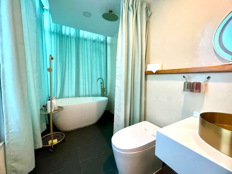The Quartz Condominium For Sale at S$ 3,300,000 | PropertyGuru Singapore - Bathroom