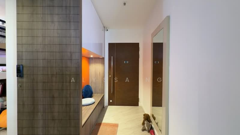 Bayshore Park Condominium For Sale at S$ 1,780,000 | PropertyGuru Singapore - Entrance Foyer