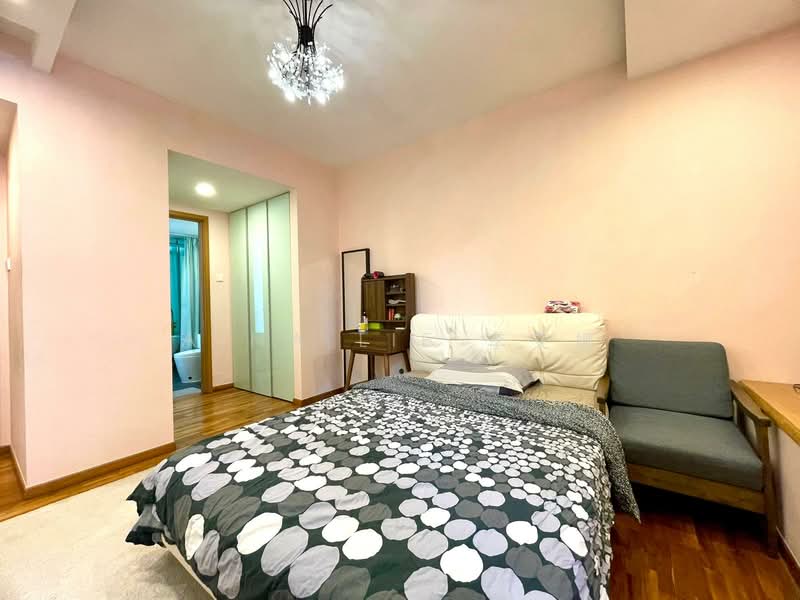 Spacious 4-Bedroom near Buangkok MRT Condominium For Sale at S$ 3,299,999 | PropertyGuru Singapore - Bedroom