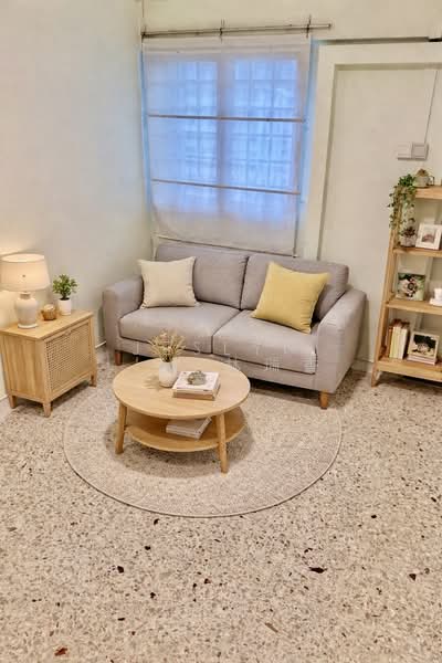 504 Ang Mo Kio Avenue 8, 504 Ang Mo Kio Avenue 8, 2 Bedrooms, 731 sqft, HDB Flat For Rent, by Jeslyn Lim 林瑞香, 500092464 - Living Room - PropertyGuru.com.sg