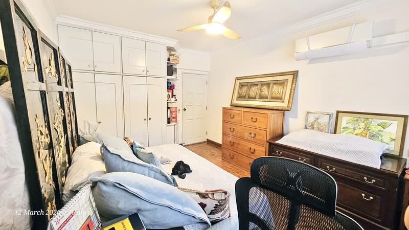 Lakeview Estate Apartment For Sale at S$ 1,768,000 | PropertyGuru Singapore - Bedroom