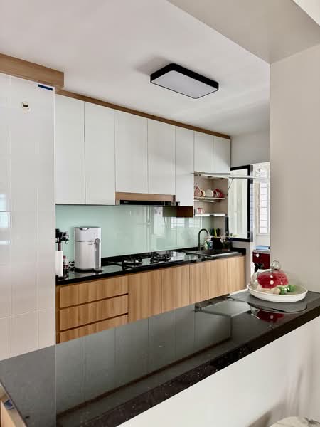 183B Boon Lay Avenue HDB Flat For Sale at S$ 688,888 | PropertyGuru Singapore - Kitchen