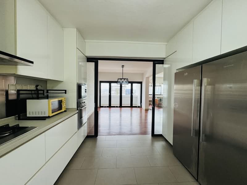 Braddell View Apartment For Sale at S$ 1,998,000 | PropertyGuru Singapore - Kitchen
