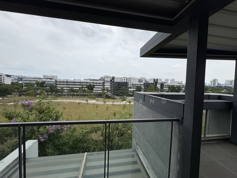 Belgravia Villas Cluster House For Sale at S$ 4,500,000 | PropertyGuru Singapore - Balcony