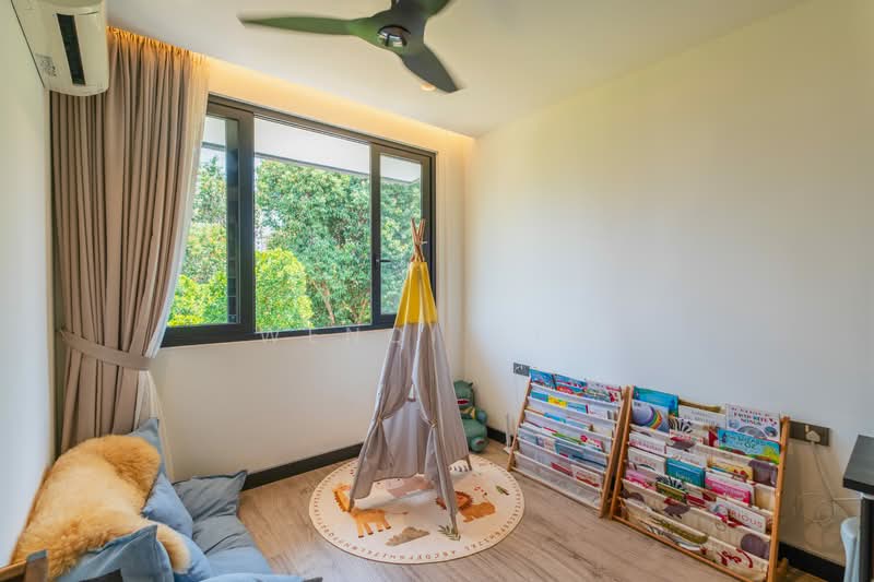 Lucky Heights Estate / Sennett Terrace / Sennett Avenue / Sennett Lane / East Coast Hill Terraced House For Sale at S$ 5,950,000 | PropertyGuru Singapore - Bedroom