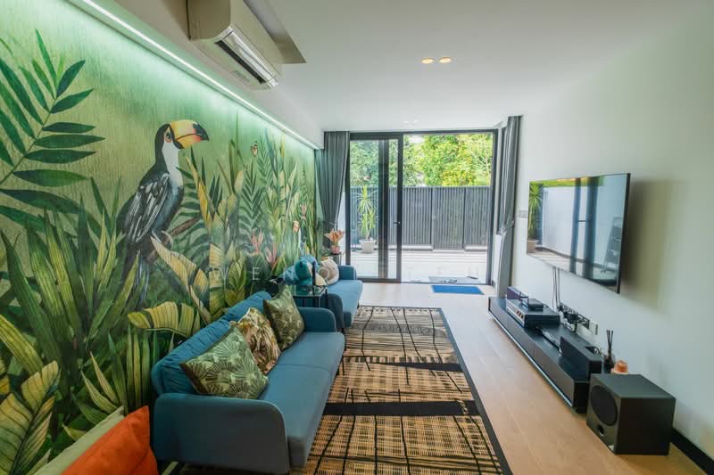 Lucky Heights Estate / Sennett Terrace / Sennett Avenue / Sennett Lane / East Coast Hill Terraced House For Sale at S$ 5,950,000 | PropertyGuru Singapore