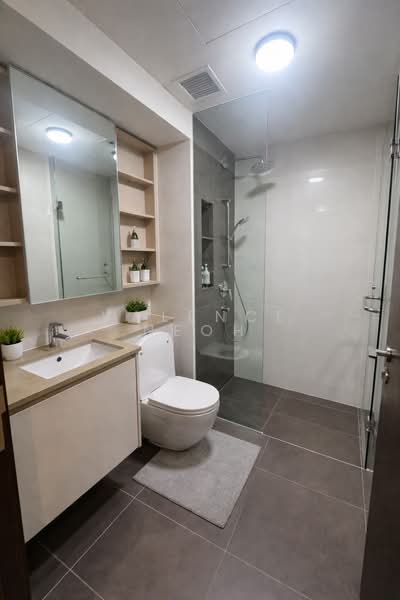 The Gazania, 5 How Sun Drive, Studio, 441 sqft, Condominium For Rent, by Valence Neoh, 500092564 - Bathroom - PropertyGuru.com.sg