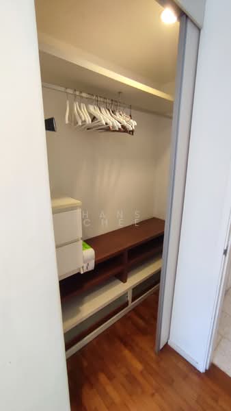 For Rent - Kerrisdale